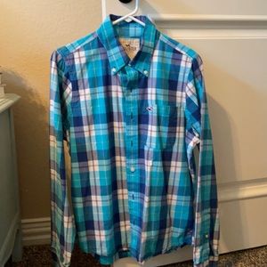 Men’s dress shirt.